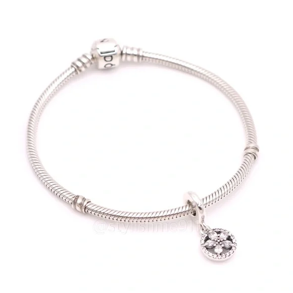 Authentic PANDORA Sterling Silver Sparkling Snowflake Circle Dangle Charm - Picture 4 of 10
